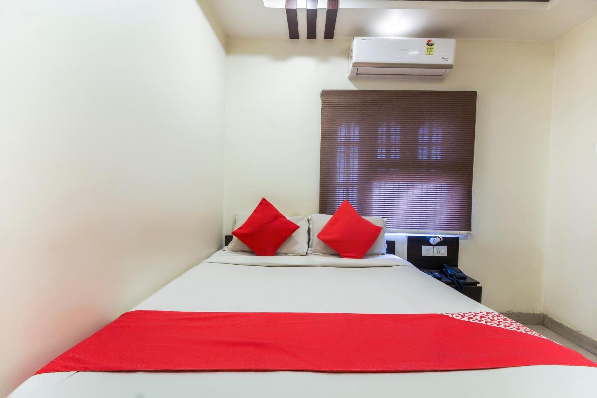 Hotel O Sri Harsha Residency Near Jntu Metro Hyderabad Eksteriør bilde